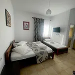 Kred Hotel