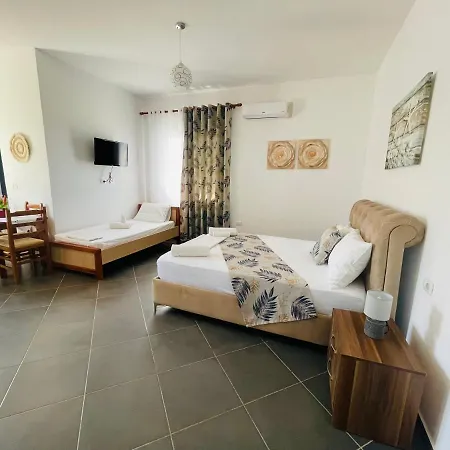 Hotel Kred 3*