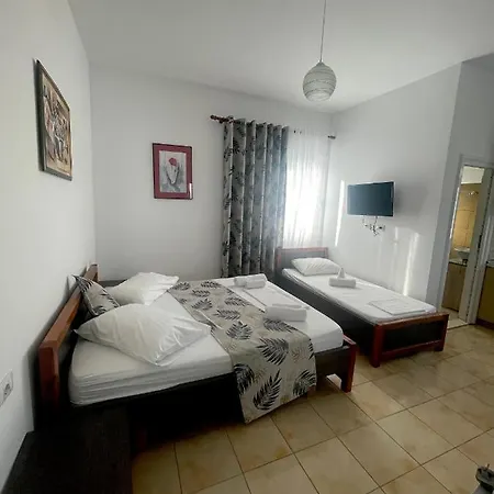 Kred Hotel